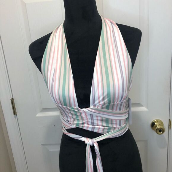 Gold Hinge Tops - NWT Gold Hinge striped halter crop top size small